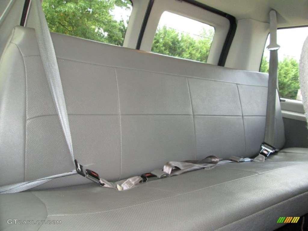 2007 E Series Van E350 Super Duty XLT Passenger - Silver Metallic / Medium Flint Grey photo #19