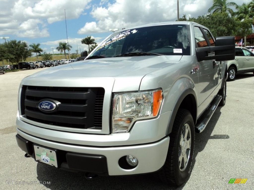 2010 F150 FX4 SuperCrew 4x4 - Ingot Silver Metallic / Black photo #14