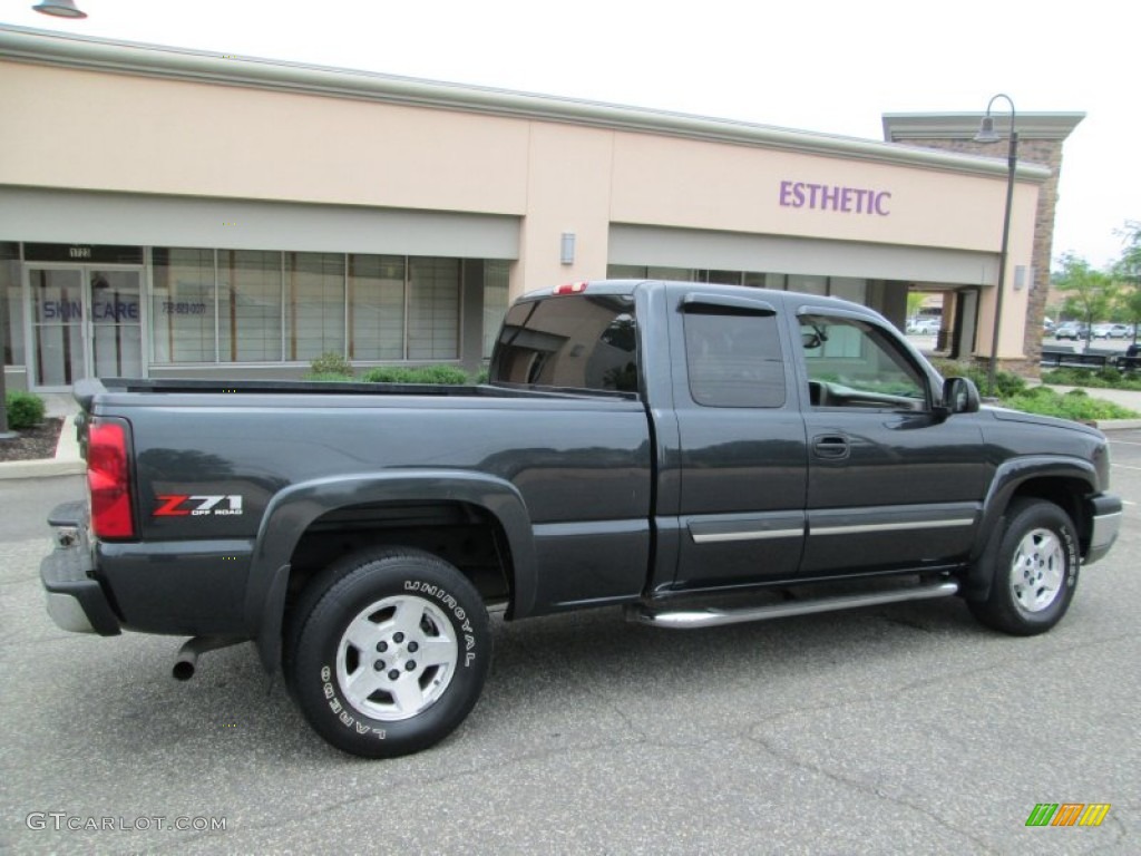 2004 Silverado 1500 Z71 Extended Cab 4x4 - Dark Gray Metallic / Dark Charcoal photo #9