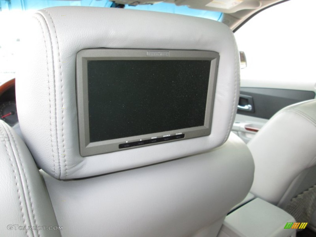 2004 SRX V8 - Light Platinum Metallic / Light Gray photo #26