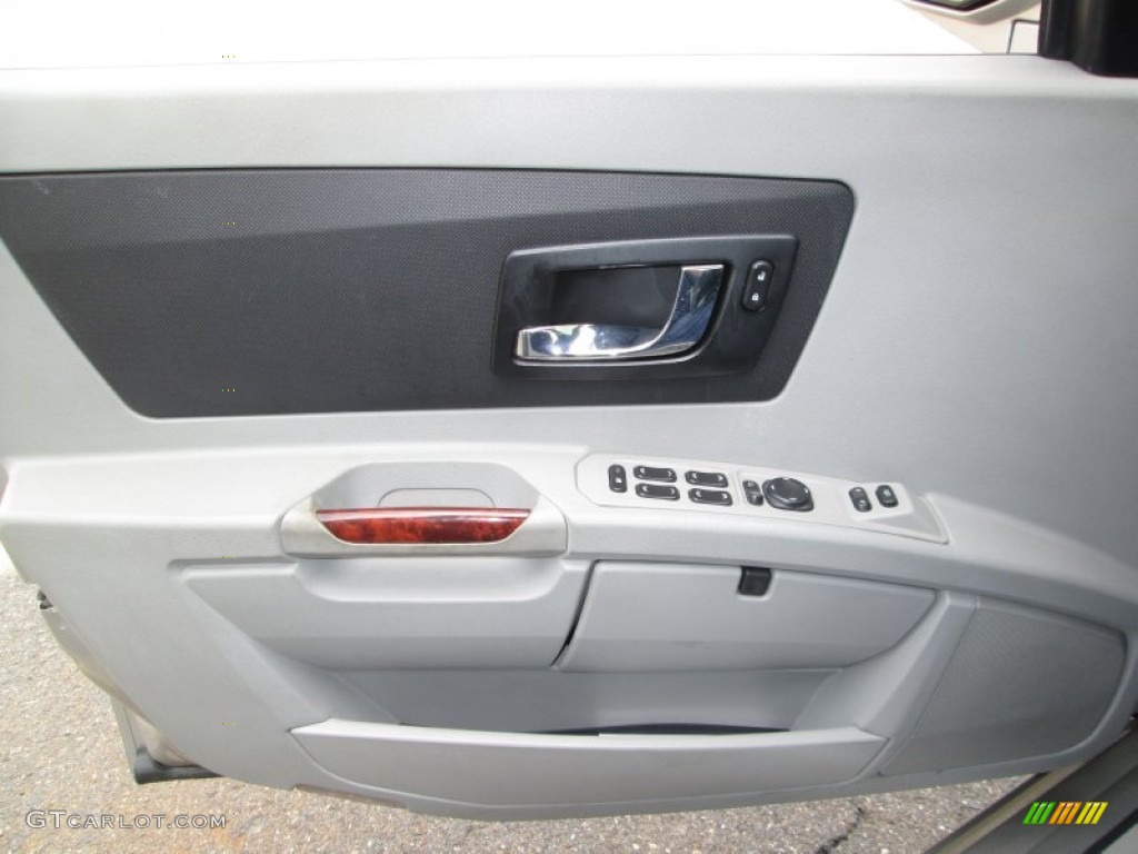 2004 SRX V8 - Light Platinum Metallic / Light Gray photo #31
