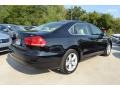 Black - Passat 2.5L SE Photo No. 2