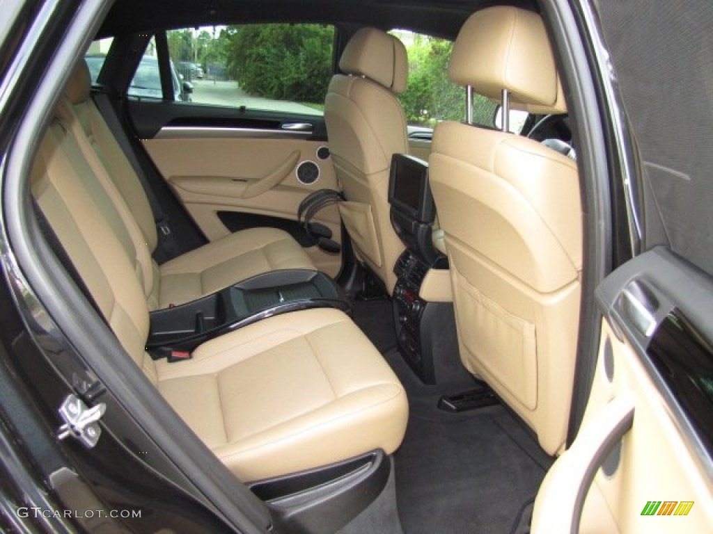 2010 BMW X6 M Standard X6 M Model Rear Seat Photos
