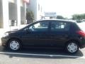 Super Black - Versa 1.8 S Hatchback Photo No. 3