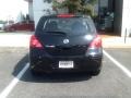Super Black - Versa 1.8 S Hatchback Photo No. 9