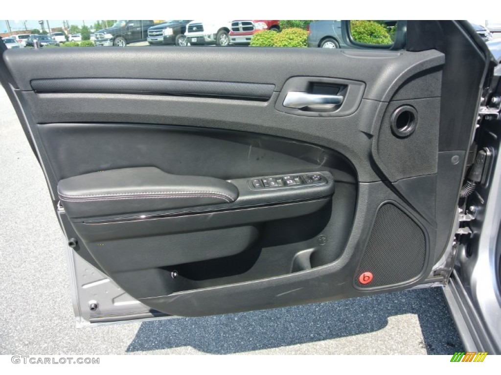 2014 Chrysler 300 S Door Panel Photos