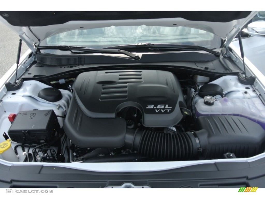 2014 Chrysler 300 C 3.6 Liter DOHC 24-Valve VVT V6 Engine Photo #85256574
