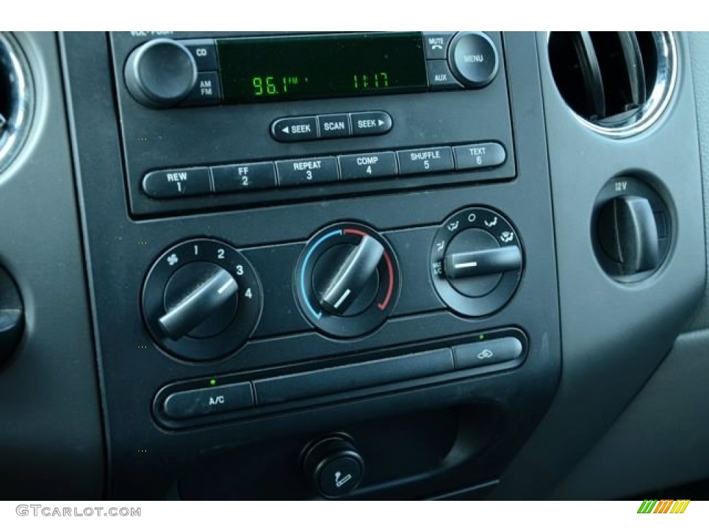 2004 F150 XLT SuperCrew - Silver Metallic / Dark Flint photo #26