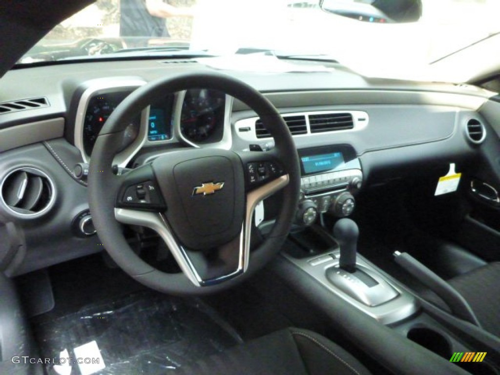 2014 Chevrolet Camaro LS Coupe Black Dashboard Photo #85261740