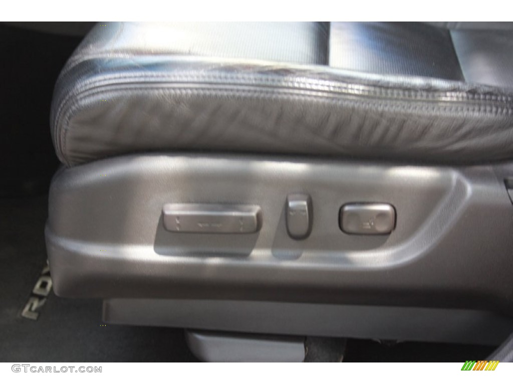 2010 RDX  - Palladium Silver Metallic / Ebony photo #18