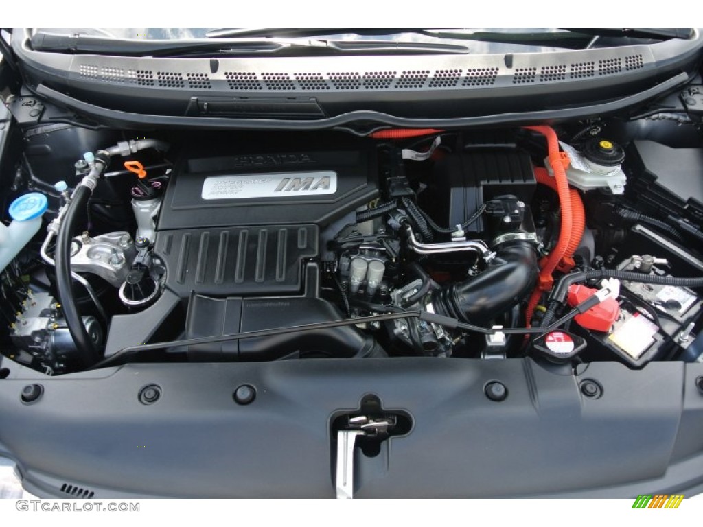 2011 Honda Civic Hybrid Sedan Engine Photos