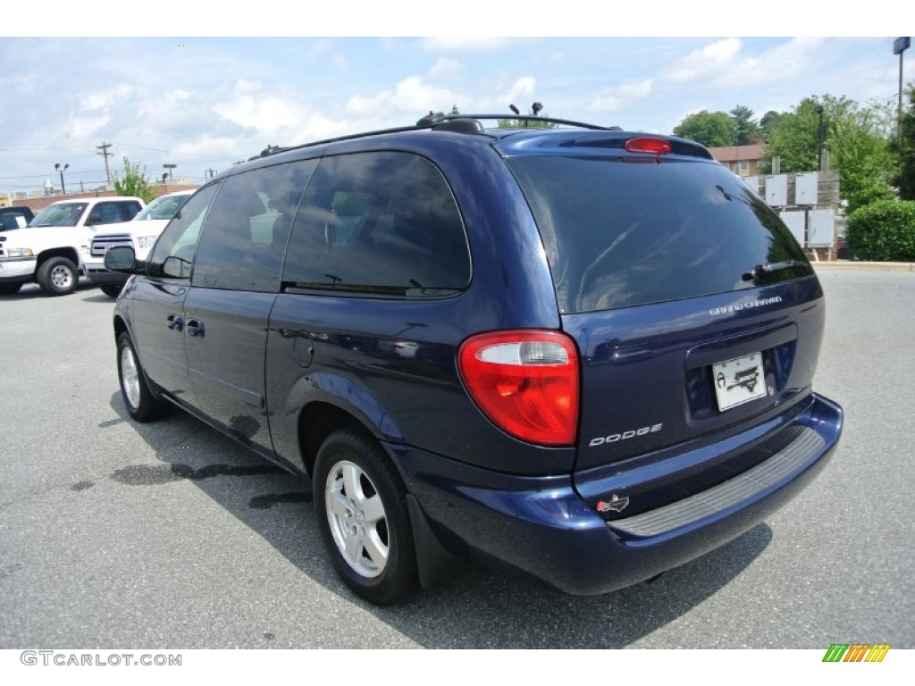 2006 Grand Caravan SXT - Midnight Blue Pearl / Medium Slate Gray photo #4