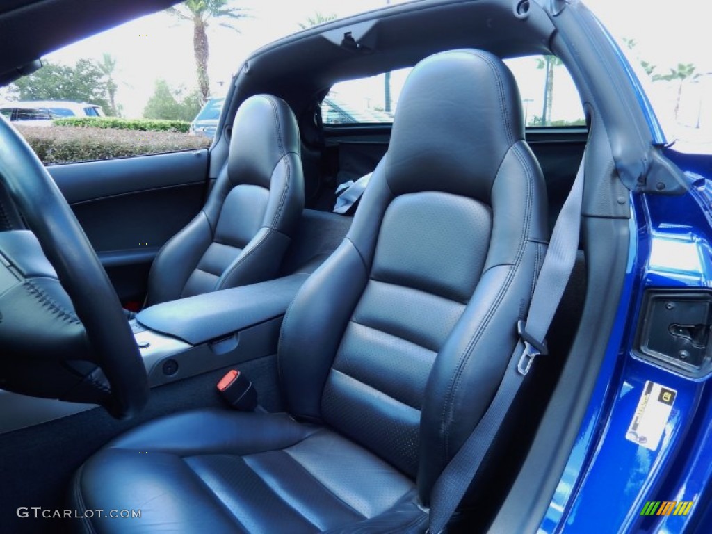 2005 Chevrolet Corvette Coupe Front Seat Photo #85267086