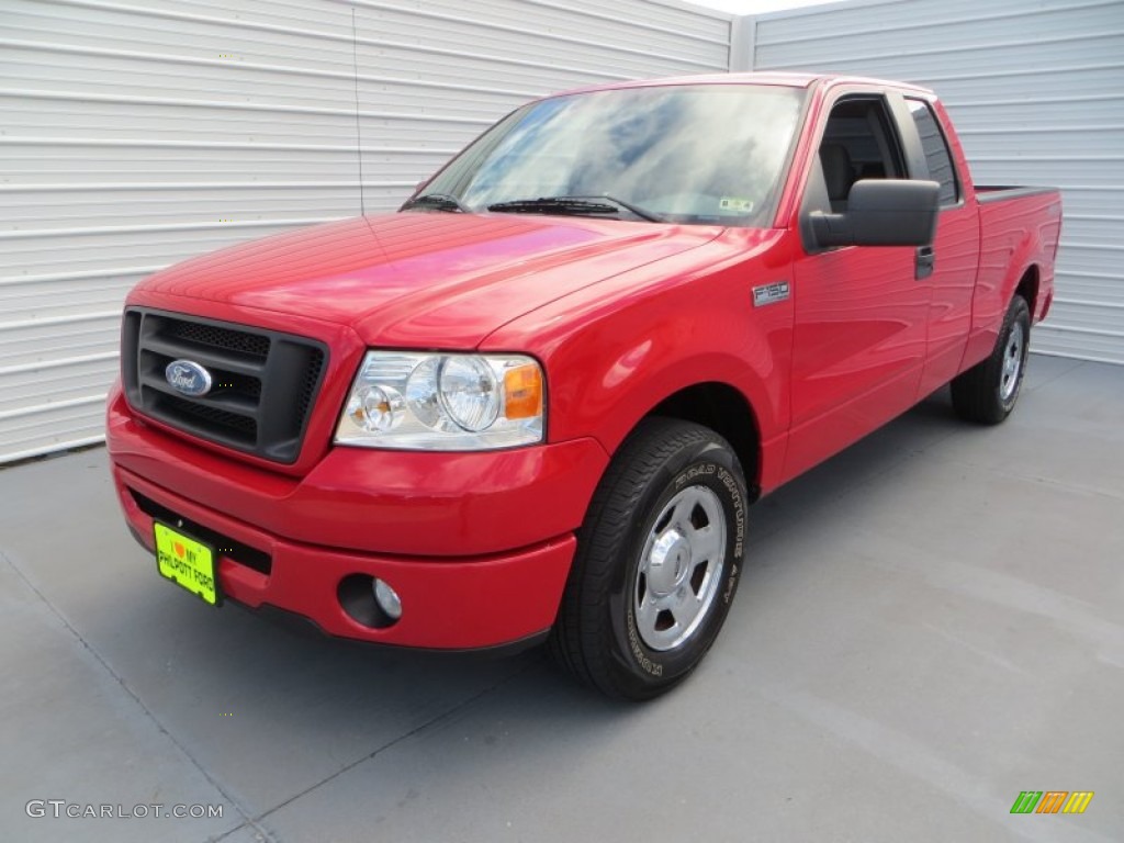 2008 F150 STX SuperCab - Bright Red / Medium/Dark Flint photo #7