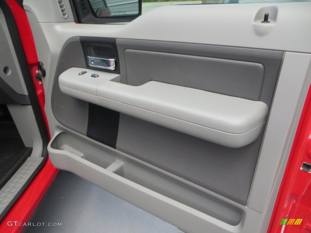 2008 F150 STX SuperCab - Bright Red / Medium/Dark Flint photo #21