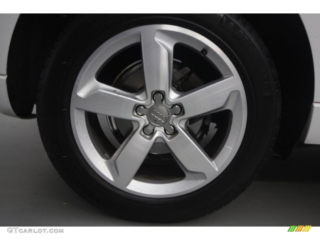 2011 Audi Q5 2.0T quattro Wheel Photos