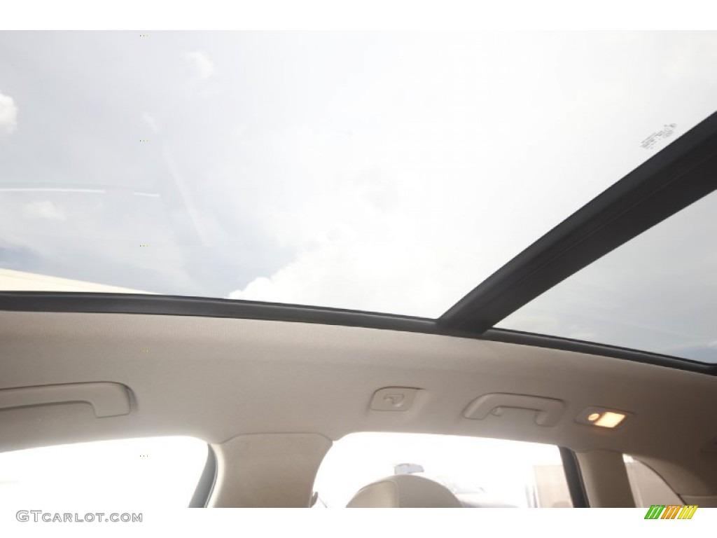 2011 Audi Q5 2.0T quattro Sunroof Photos