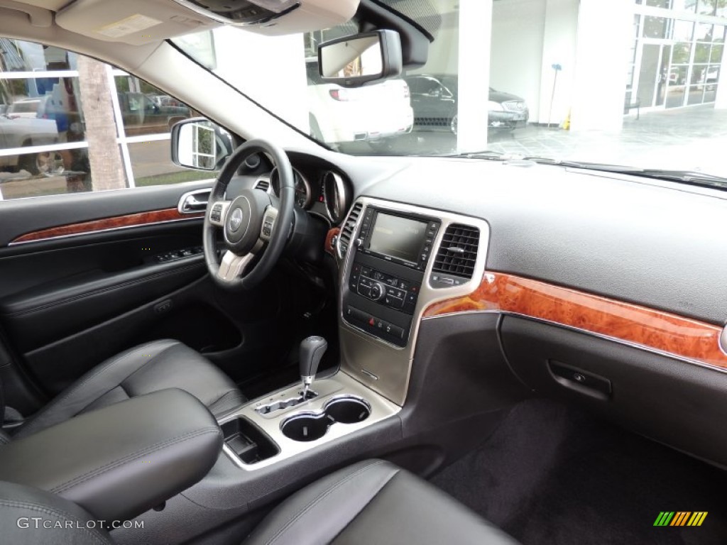 2013 Grand Cherokee Limited - Bright Silver Metallic / Black photo #6