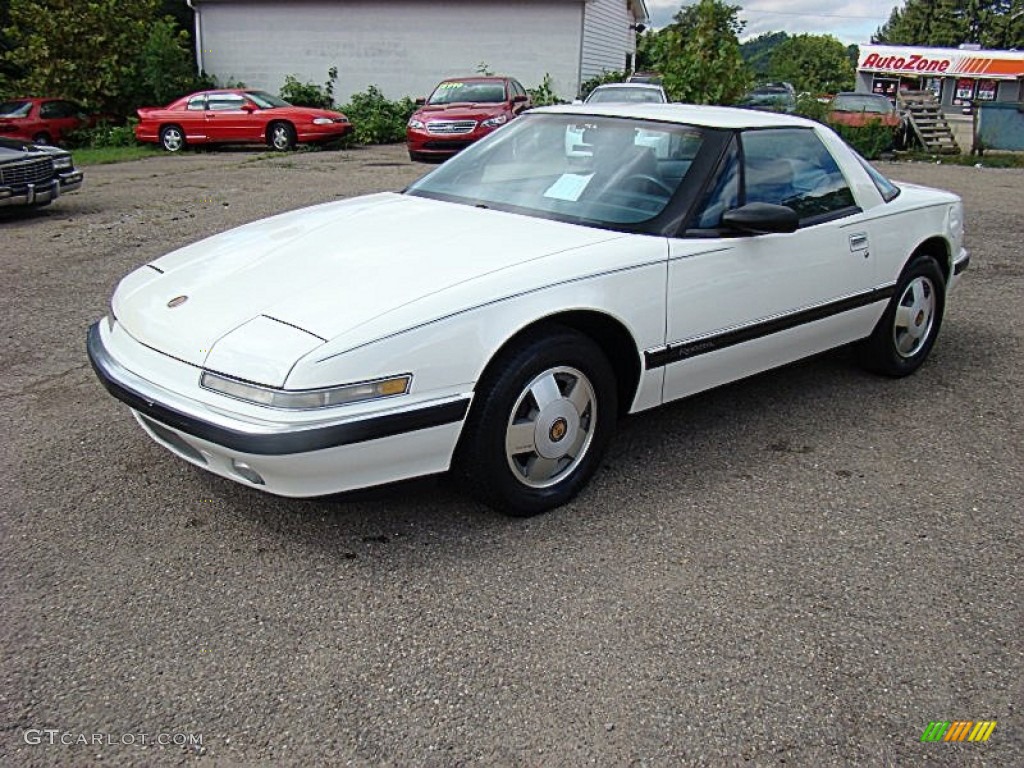 Arctic White 1989 Buick Reatta Coupe Exterior Photo #85276151