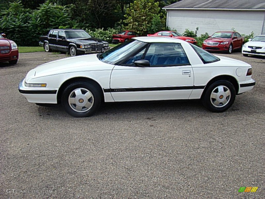 Arctic White 1989 Buick Reatta Coupe Exterior Photo #85276195