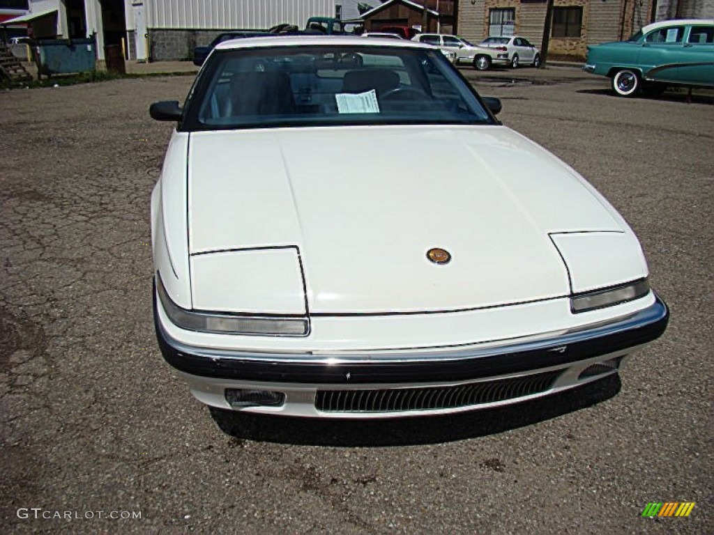 Arctic White 1989 Buick Reatta Coupe Exterior Photo #85276541