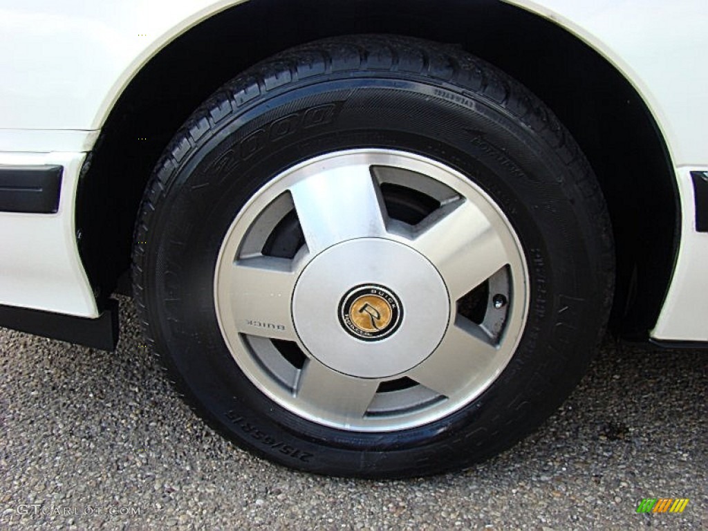 1989 Buick Reatta Coupe Wheel Photo #85277501
