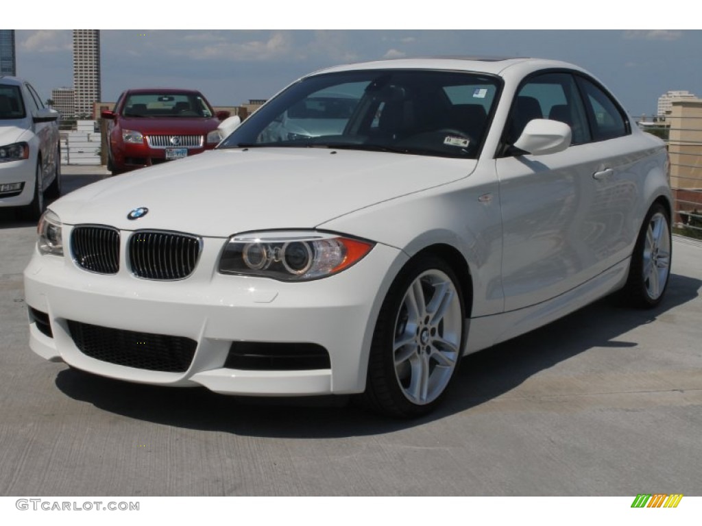 2013 1 Series 135i Coupe - Alpine White / Black photo #3