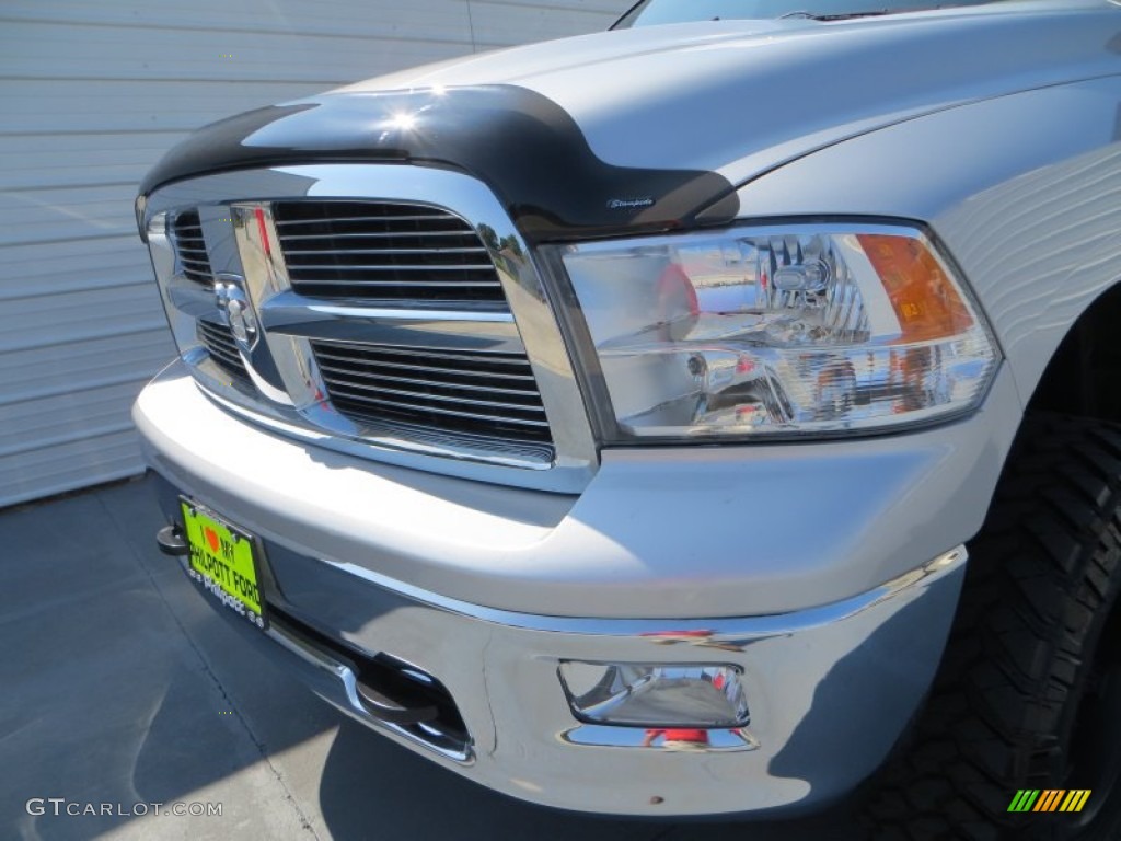 2012 Ram 1500 Lone Star Crew Cab 4x4 - Bright Silver Metallic / Dark Slate Gray/Medium Graystone photo #11