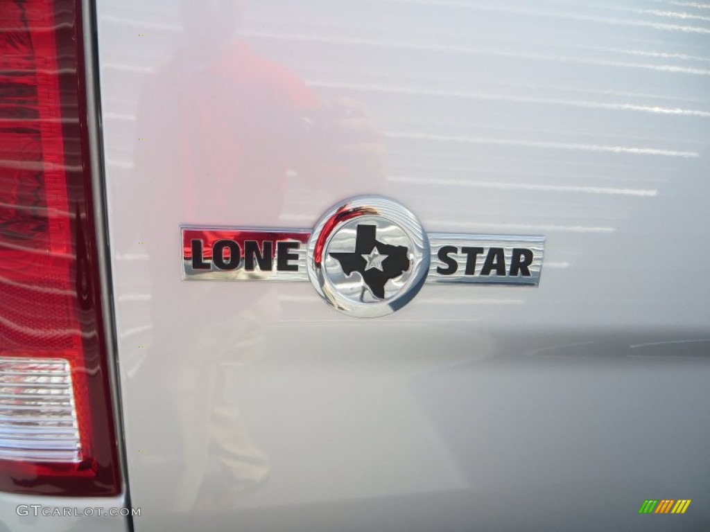 2012 Ram 1500 Lone Star Crew Cab 4x4 - Bright Silver Metallic / Dark Slate Gray/Medium Graystone photo #21