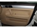 Campanella White - Touareg 2 VR6 Photo No. 37