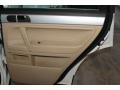Campanella White - Touareg 2 VR6 Photo No. 32