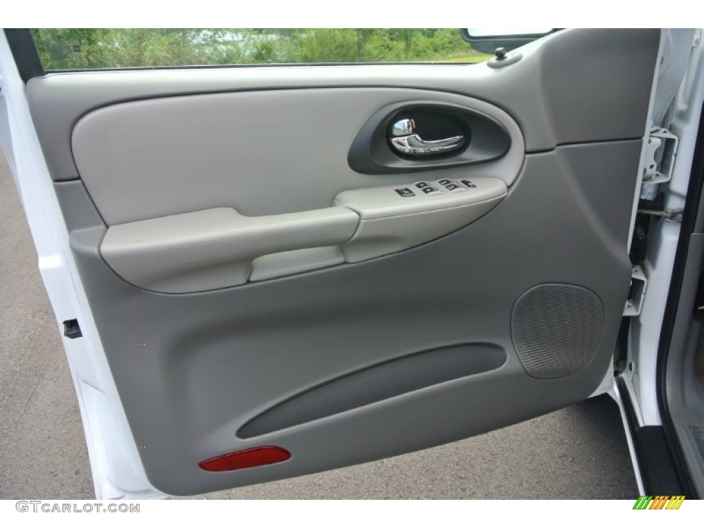 2006 Chevrolet TrailBlazer LS 4x4 Door Panel Photos