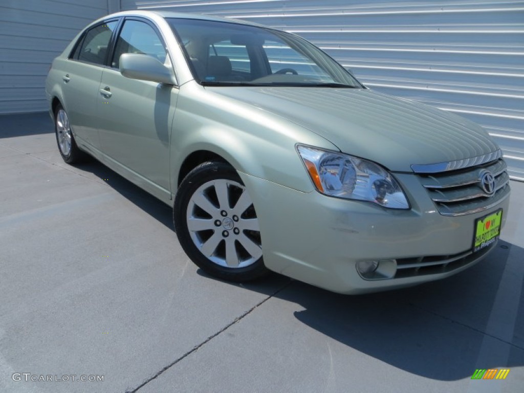 2007 Avalon XLS - Silver Pine Pearl / Ivory photo #1