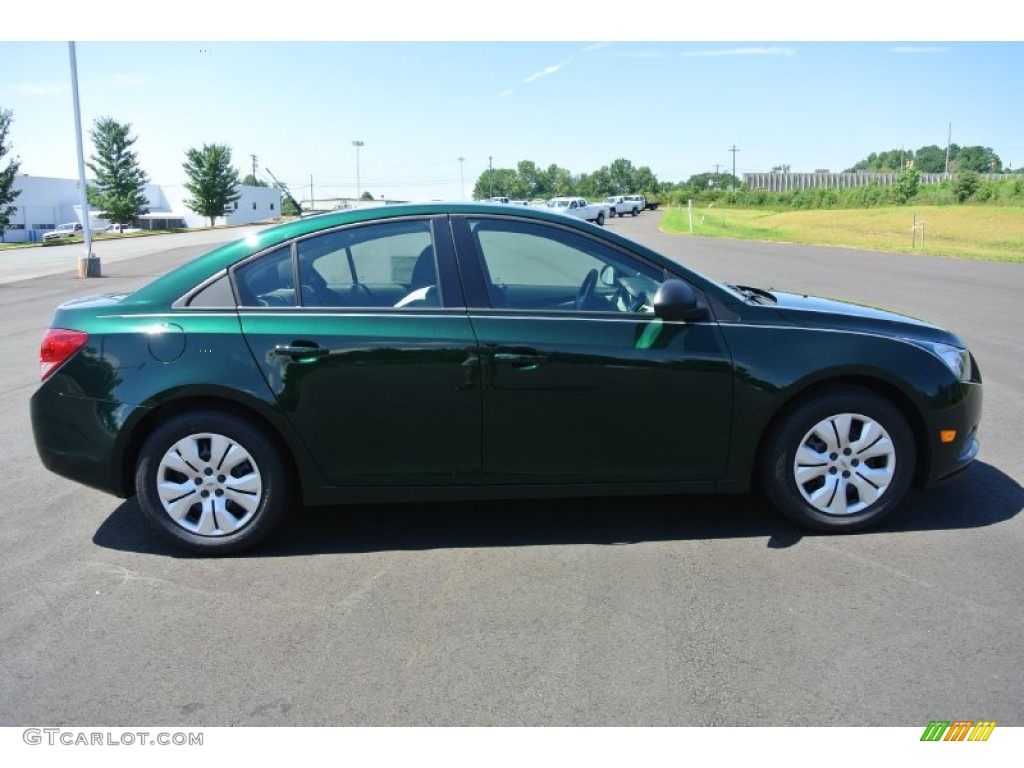 2014 Cruze LS - Rainforest Green Metallic / Jet Black/Medium Titanium photo #6