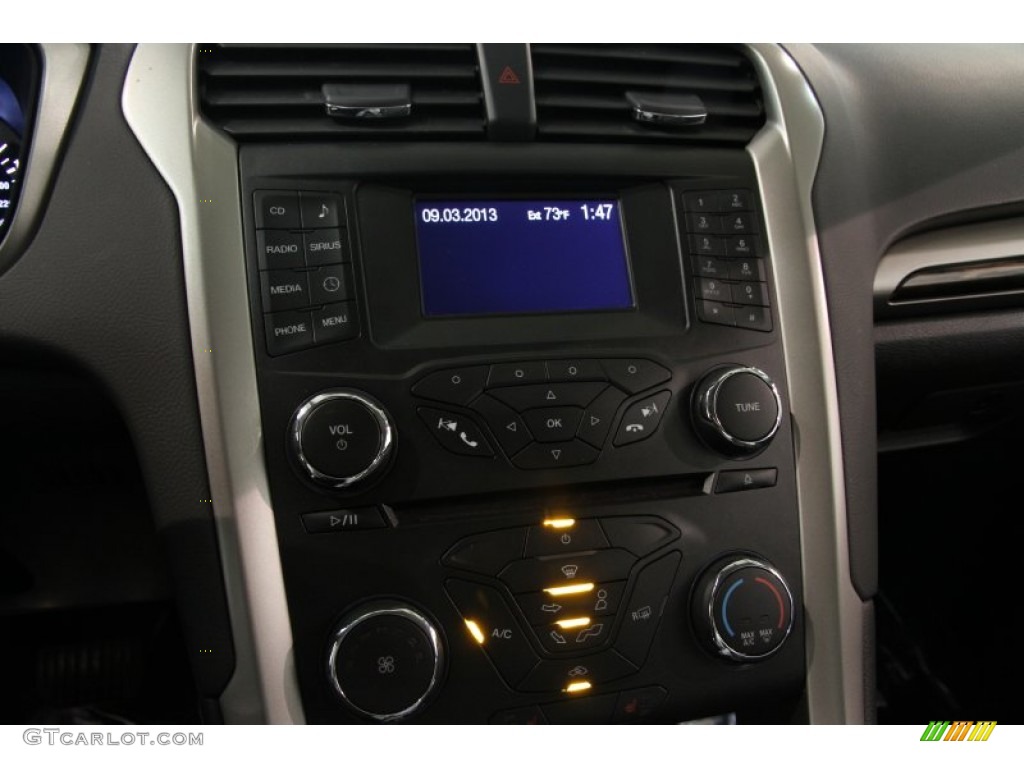 2013 Ford Fusion SE 2.0 EcoBoost Controls Photo #85293278