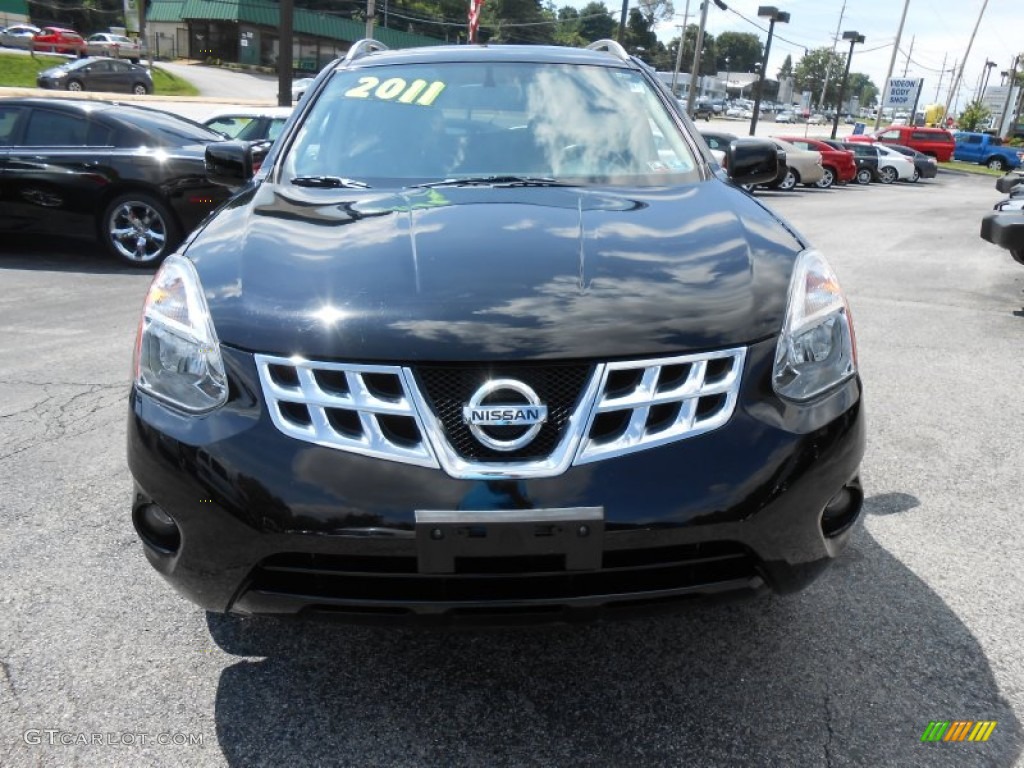 2011 Rogue SL AWD - Wicked Black / Black photo #2