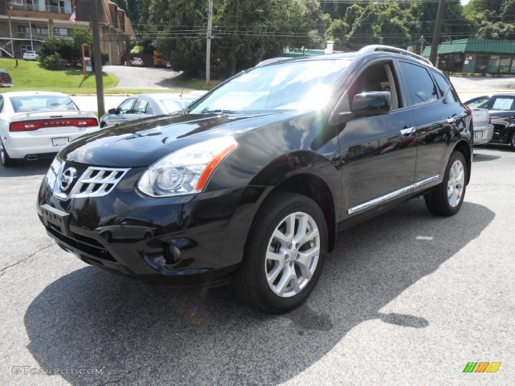 2011 Rogue SL AWD - Wicked Black / Black photo #3