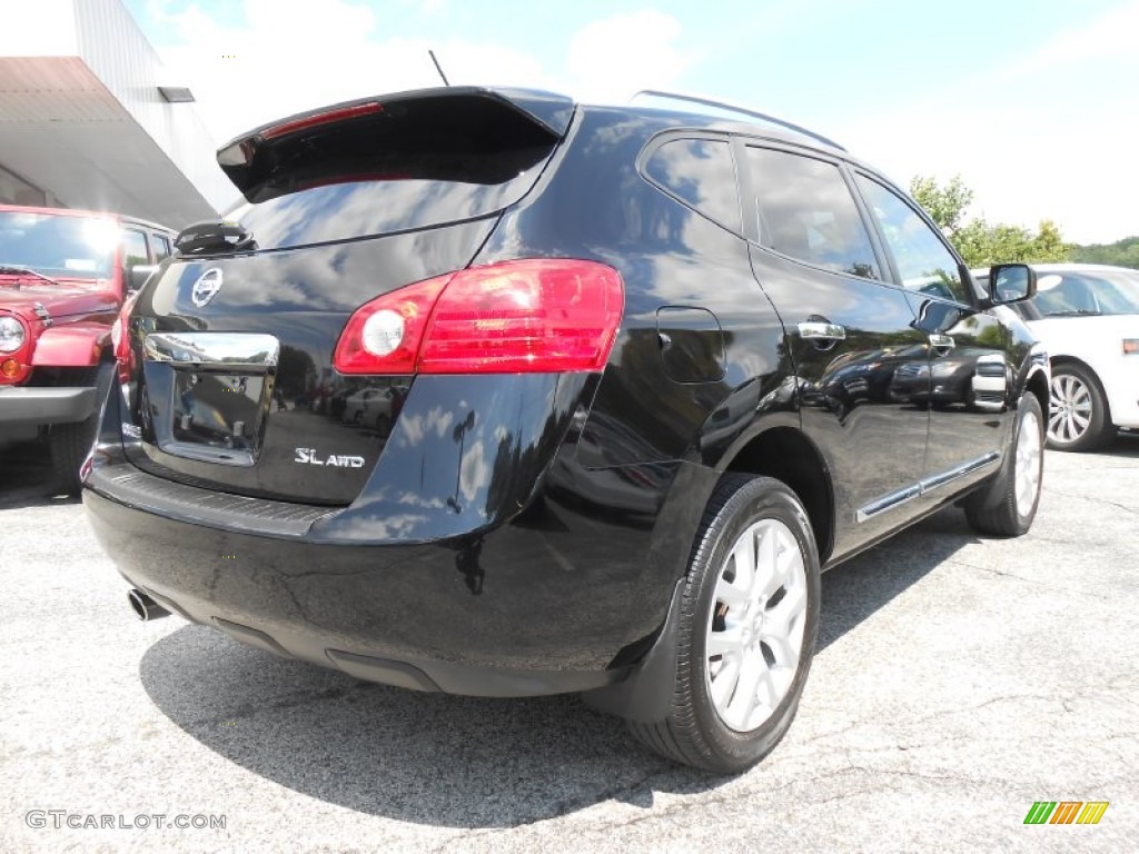 2011 Rogue SL AWD - Wicked Black / Black photo #7