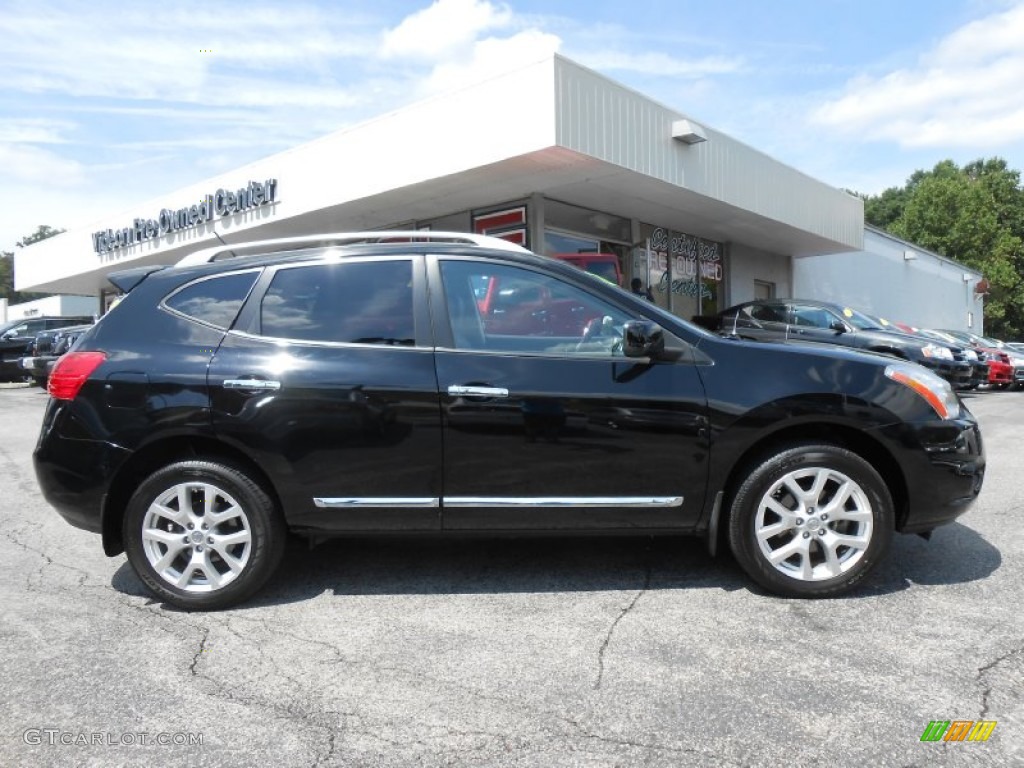 2011 Rogue SL AWD - Wicked Black / Black photo #8