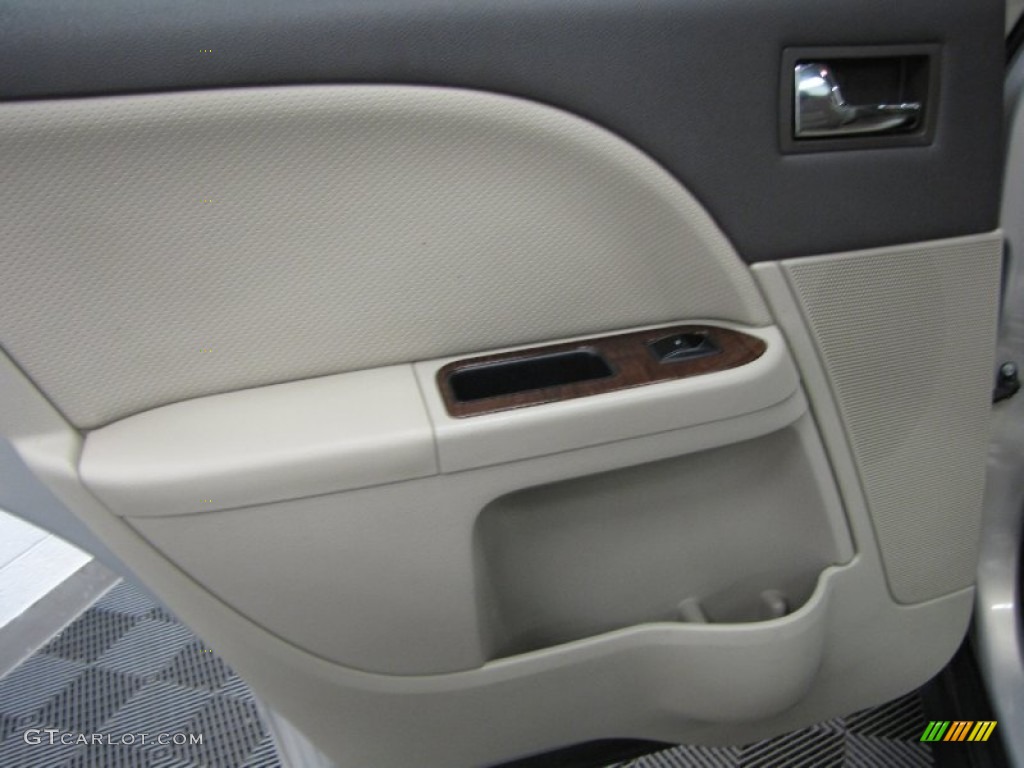 2009 Taurus Limited - Brilliant Silver Metallic / Black photo #13