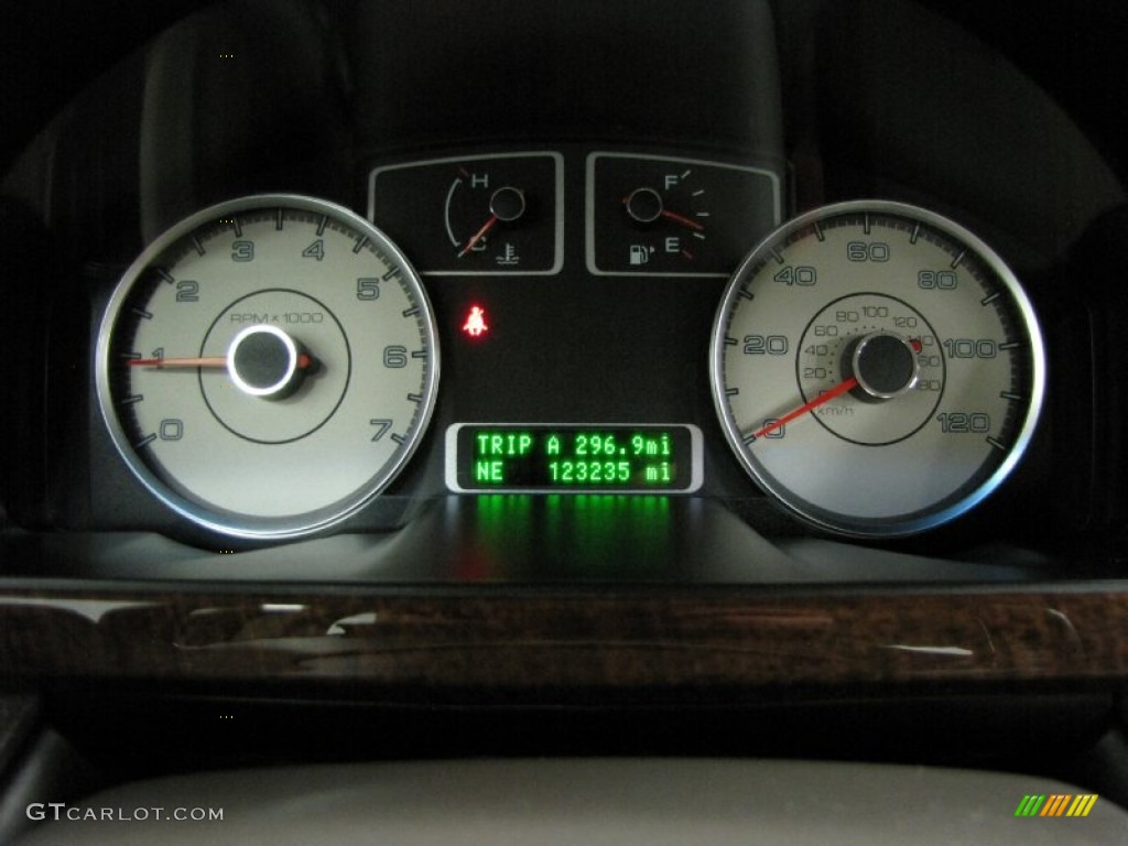 2009 Taurus Limited - Brilliant Silver Metallic / Black photo #20