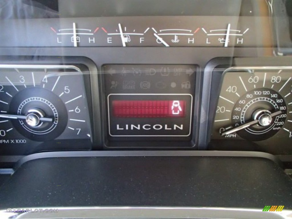 2007 Navigator Luxury 4x4 - Light French Silk Metallic / Camel photo #14