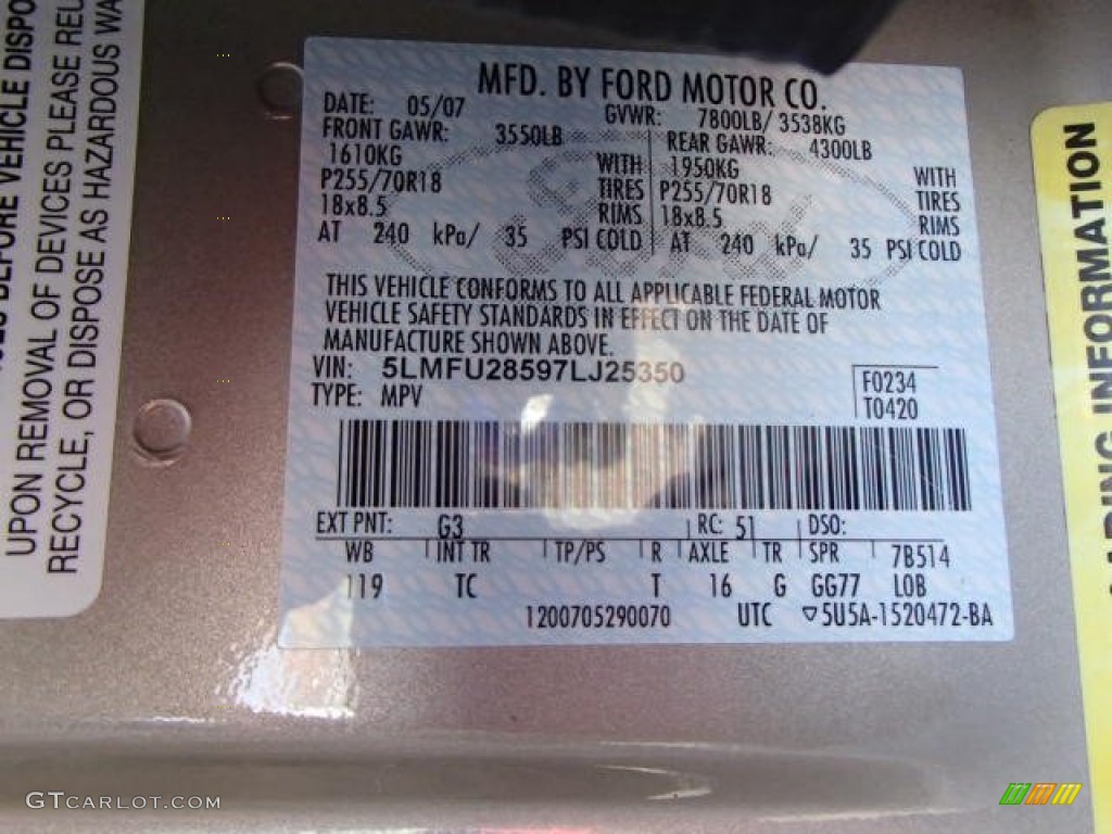 2007 Navigator Luxury 4x4 - Light French Silk Metallic / Camel photo #15