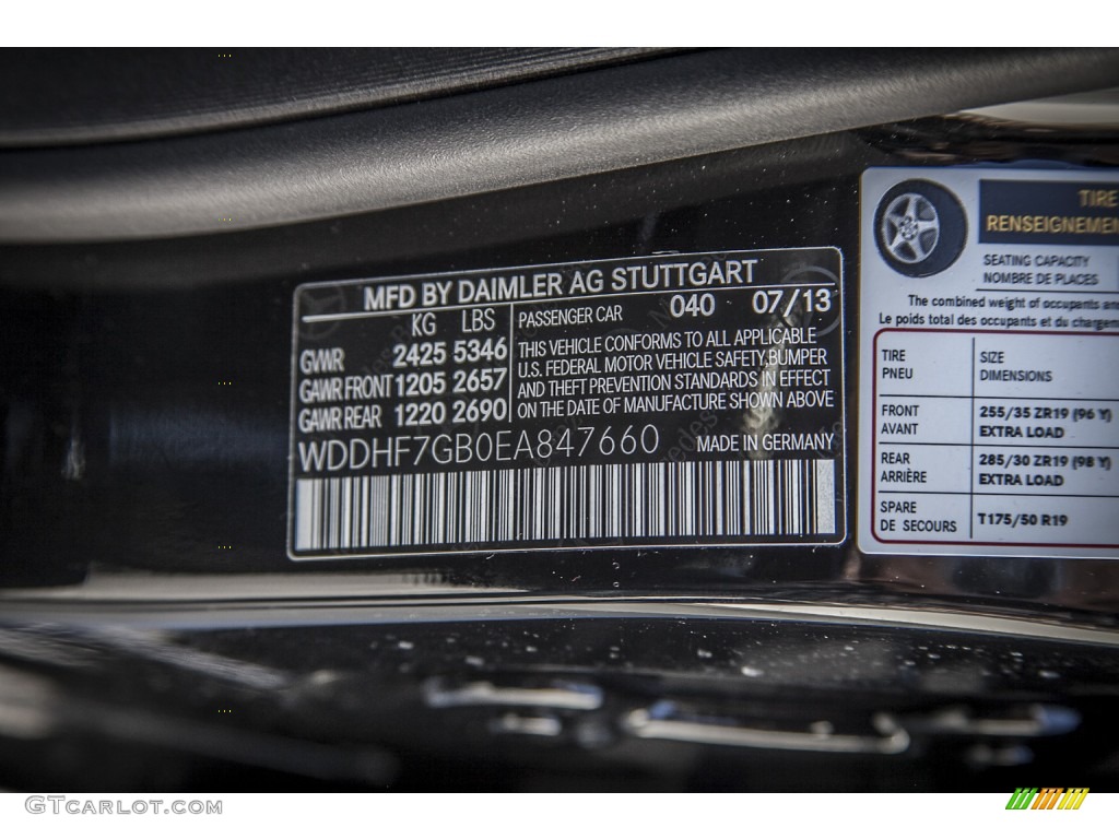 2014 E 63 AMG - Black / Black photo #7