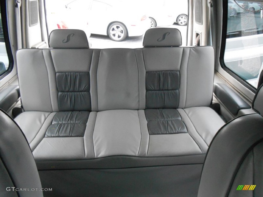 Dark Pewter Interior 2002 Chevrolet Express 1500 Passenger Conversion Van Photo #85298468