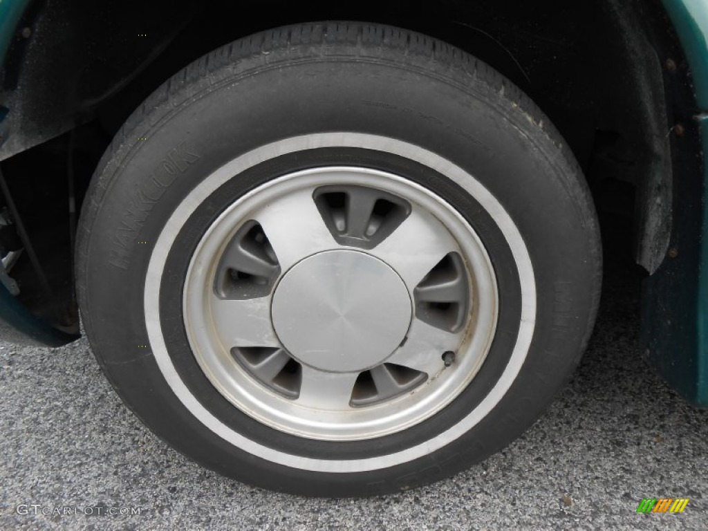 2002 Chevrolet Express 1500 Passenger Conversion Van Wheel Photo #85298591