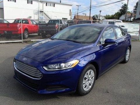 2014 Ford Fusion SE Data, Info and Specs