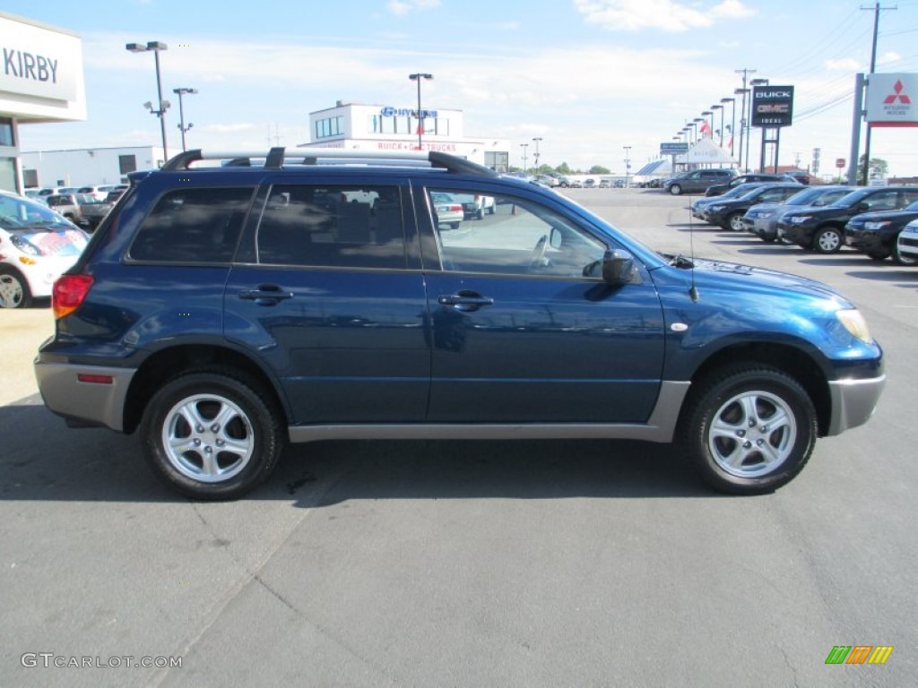 2004 Outlander LS AWD - Mystic Blue Pearl / Charcoal photo #8