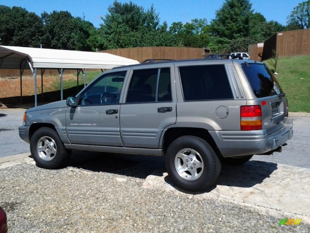 1998 Grand Cherokee Laredo 4x4 - Light Driftwood Satin Glow / Black photo #7