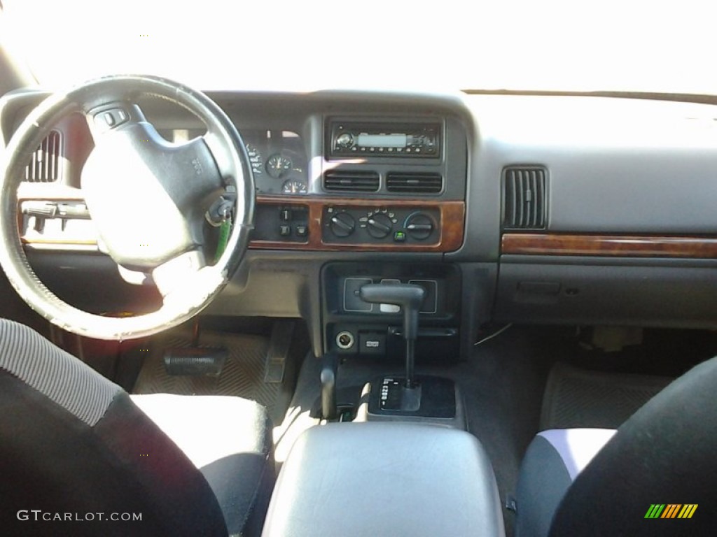 1998 Grand Cherokee Laredo 4x4 - Light Driftwood Satin Glow / Black photo #9